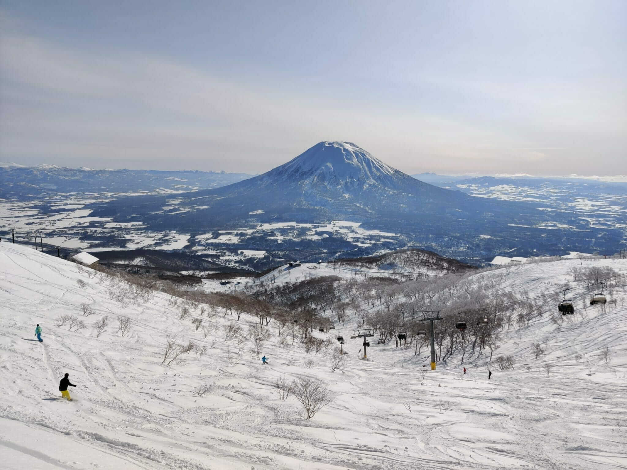 When do Hokkaido ski resorts open for winter 2023/2024?